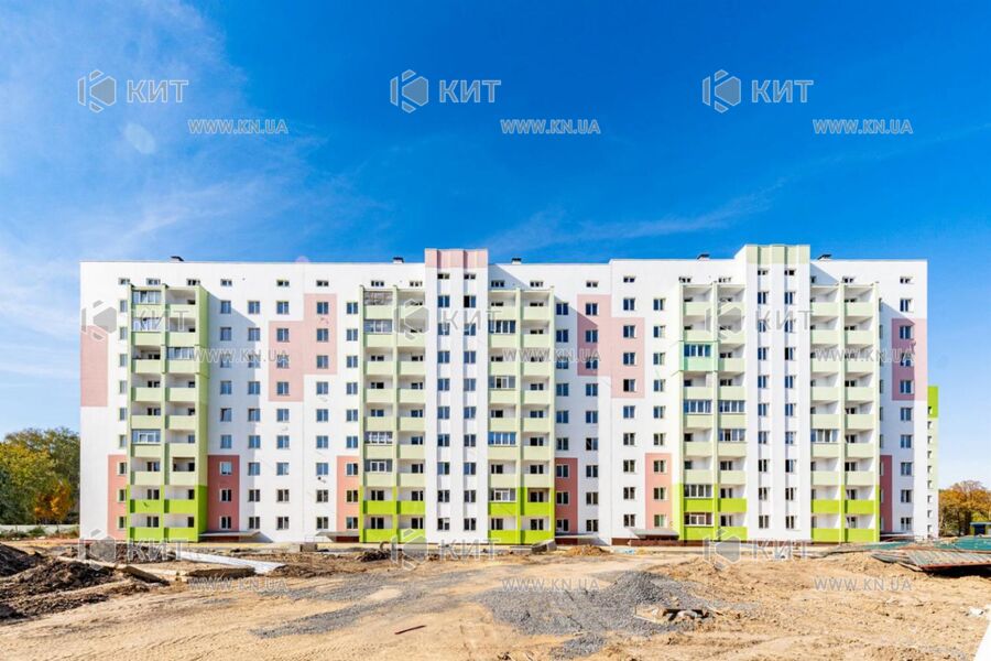 Продаж квартири Харків, ХТЗ, Рогань, 48м²