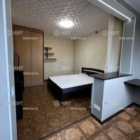 Продаж квартири Харків, ХТЗ, Рогань, 40м²