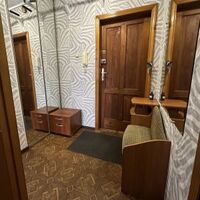 Продаж квартири Харків, ХТЗ, Рогань, 40м²