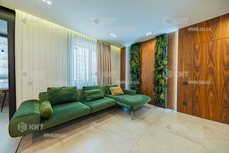 Продаж квартири Харків, ХТЗ, Рогань, 108м²