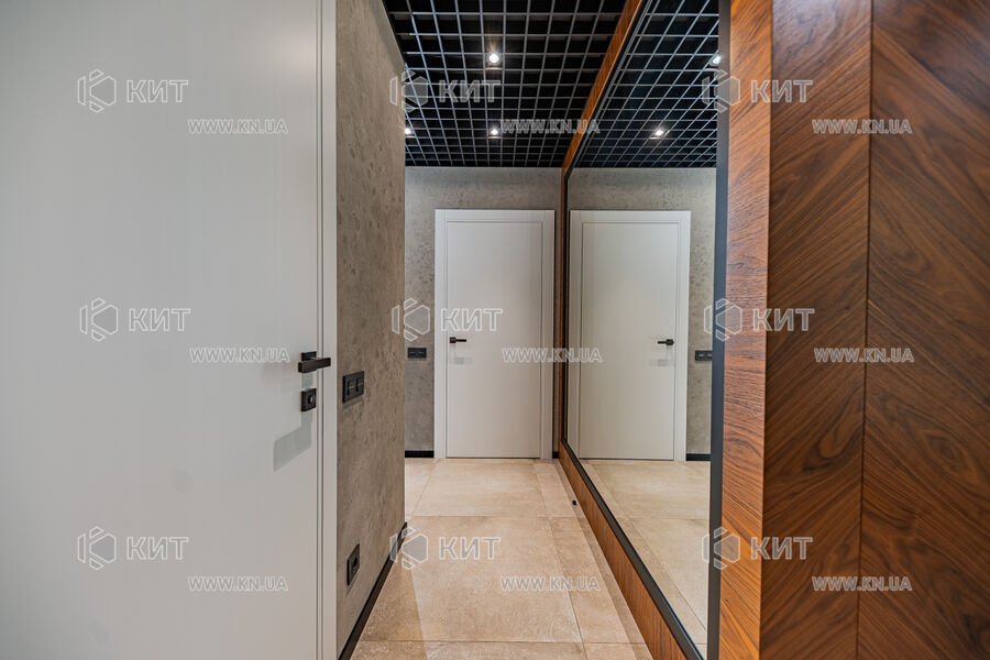 Продаж квартири Харків, ХТЗ, Рогань, 108м²