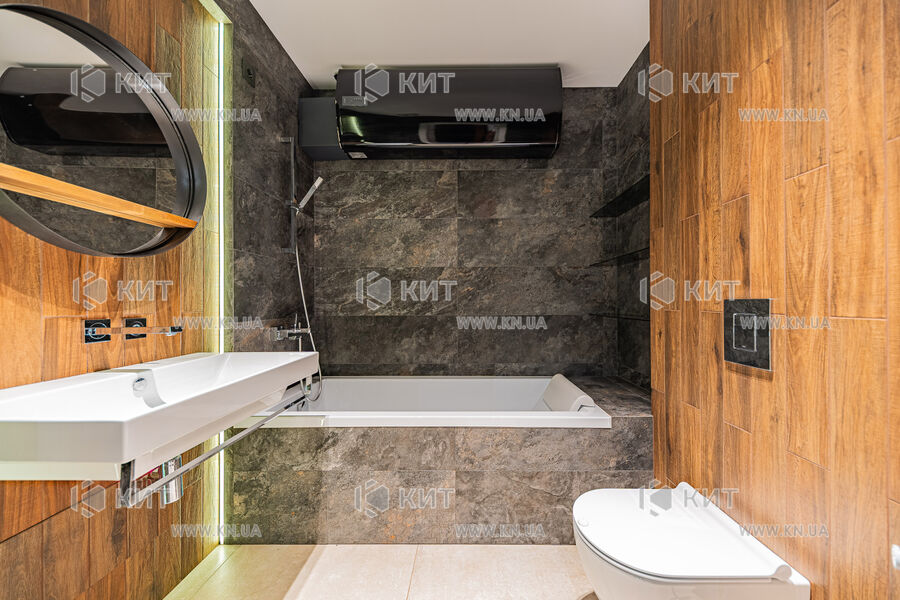 Продаж квартири Харків, ХТЗ, Рогань, 108м²