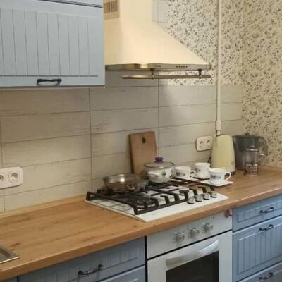 Продажа 	 Харків,  Академіка Курчатова пр.   10