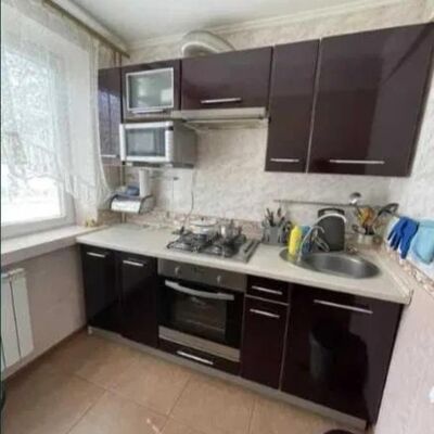 Продажа 	 Харків,  Світла вул.   1