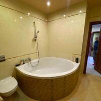 Продажа квартиры Харьков, Спортивная, Гагарина, Защитников, 110м²