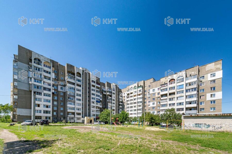 Продажа квартиры Харьков, ХТЗ, Рогань, 72.1м²