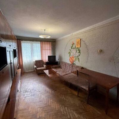 Продажа 	 Харків,  Світла вул.   3