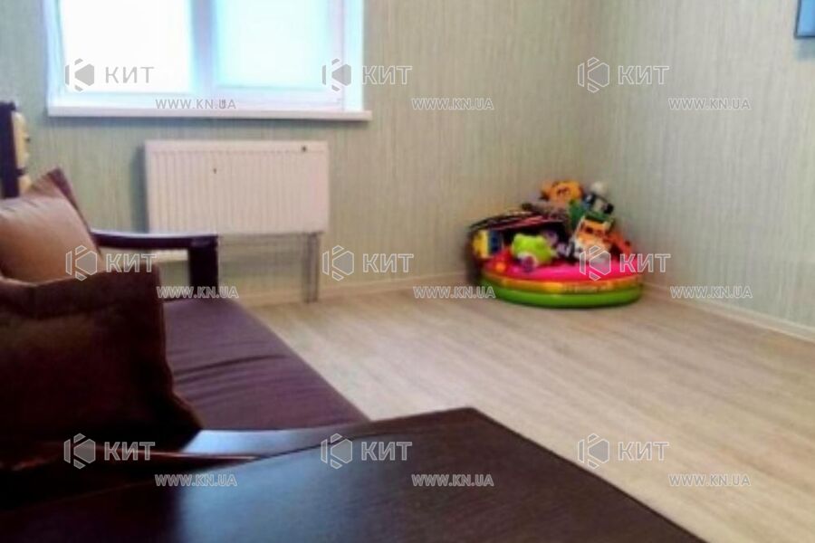 Продаж квартири Харків, ХТЗ, Рогань, 58м²