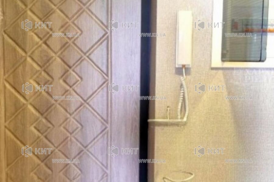 Продаж квартири Харків, ХТЗ, Рогань, 58м²