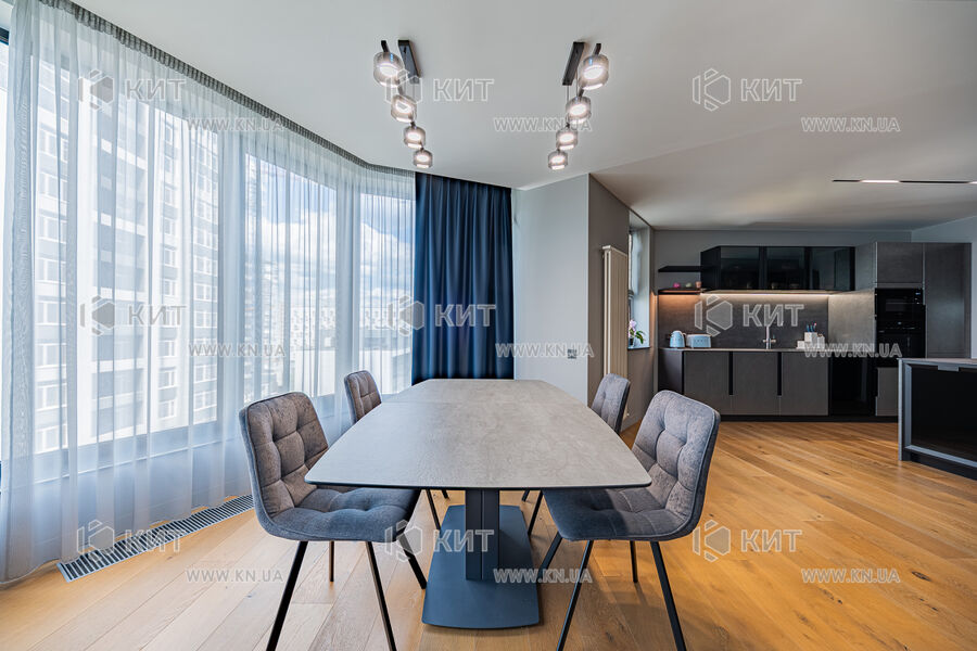 Продаж квартири Харків, Наукова, 255м²
