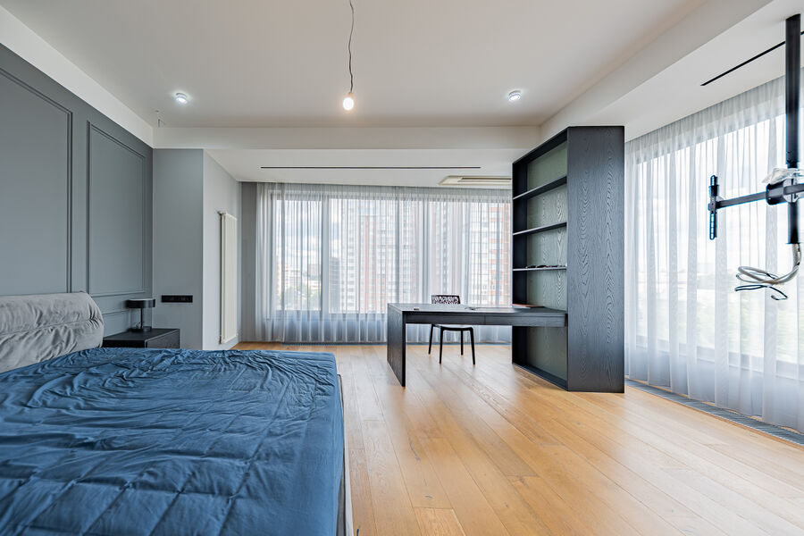 Продаж квартири Харків, Наукова, 255м²