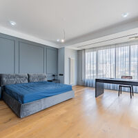 Продаж квартири Харків, Наукова, 255м²