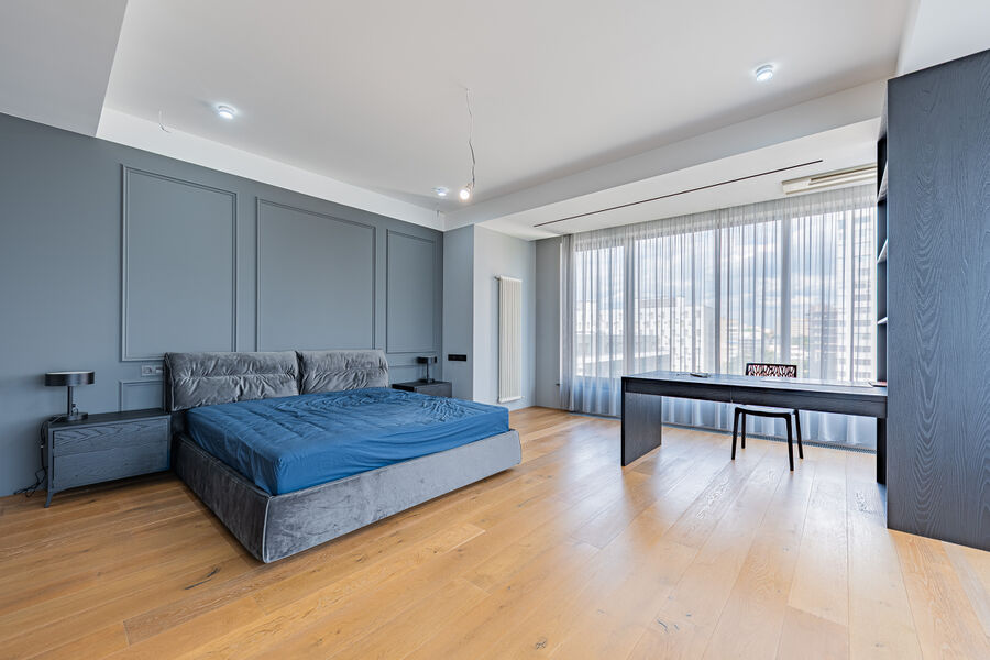 Продаж квартири Харків, Наукова, 255м²