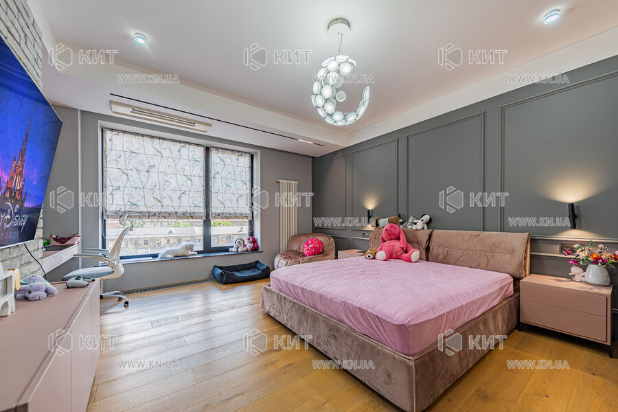 Продаж квартири Харків, Наукова, 255м²