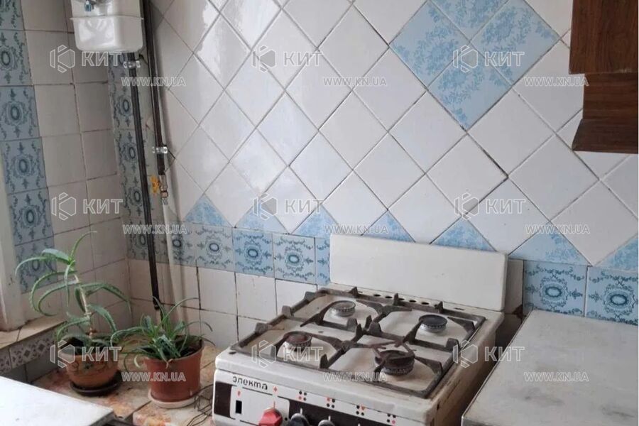 Продаж квартири Харків, ХТЗ, Рогань, 52м²