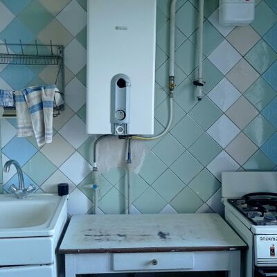 Продажа 	 Харків,  Шекспіра вул.   16