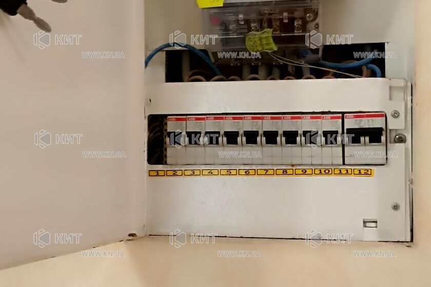 Продаж квартири Харків, Наукова, 45м²