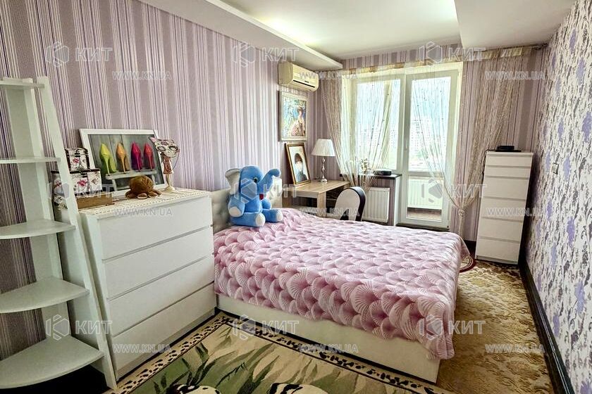 Продажа квартиры Харьков, Спортивная, Гагарина, Защитников, 68м²