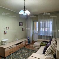 Продаж квартири Харків, ХТЗ, Рогань, 45м²