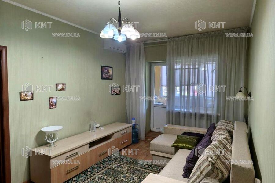Продаж квартири Харків, ХТЗ, Рогань, 45м²