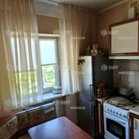Продаж квартири Харків, ХТЗ, Рогань, 45м²