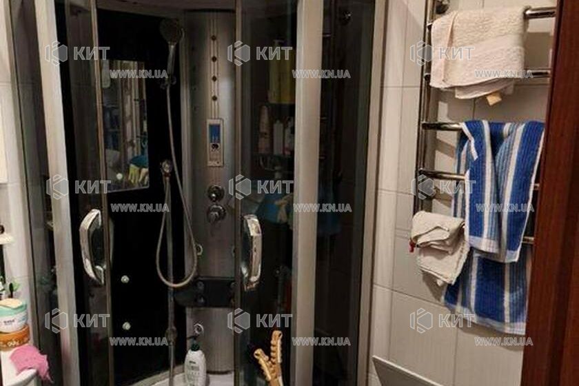 Продаж квартири Харків, ХТЗ, Рогань, 45м²