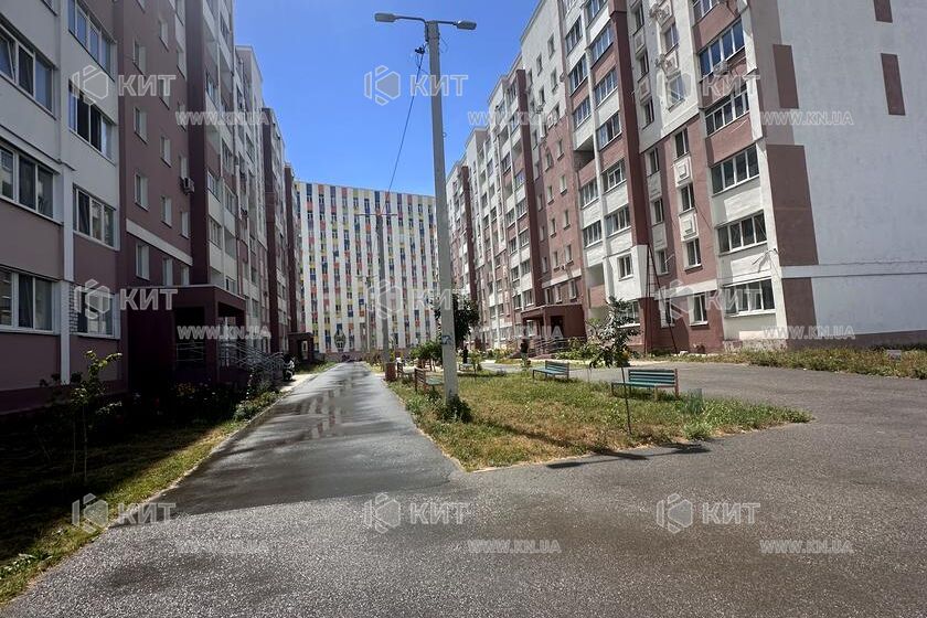 Продажа квартиры Харьков, Салтовка(Бараб.,Украина), 33м²