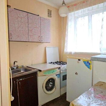 Продаж квартир - Харків,  Старопрудна вул.  4