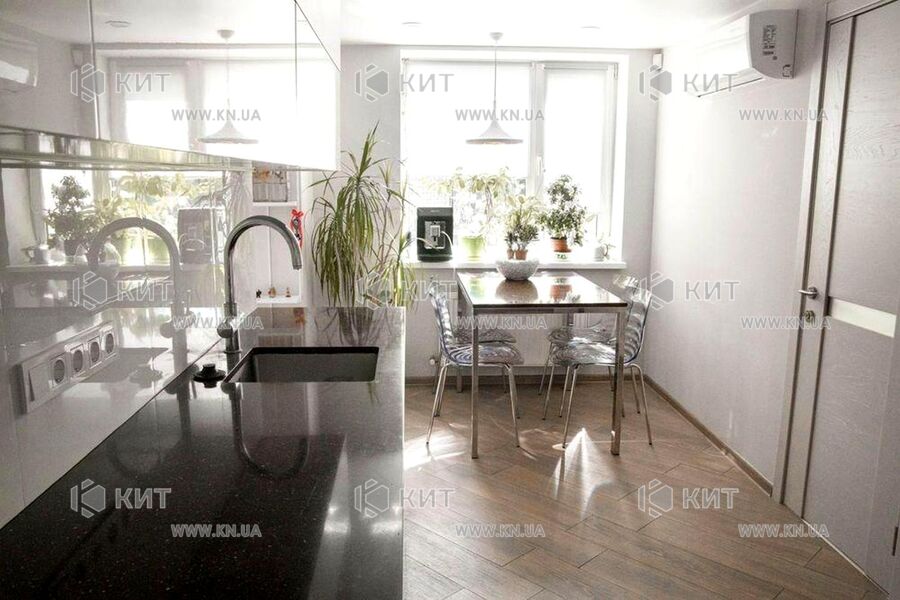 Продаж квартири Харків, Спорт.Гагар.Повст., 80м²