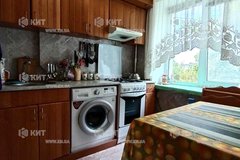 Продаж квартири Харків, ХТЗ, Рогань, 40.5м²