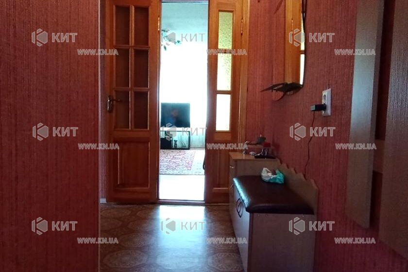 Продаж квартири Харків, ХТЗ, Рогань, 40.5м²