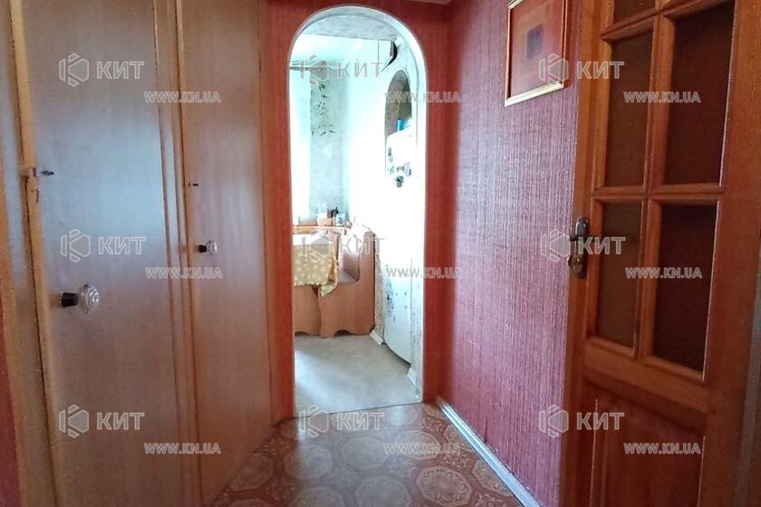 Продаж квартири Харків, ХТЗ, Рогань, 40.5м²