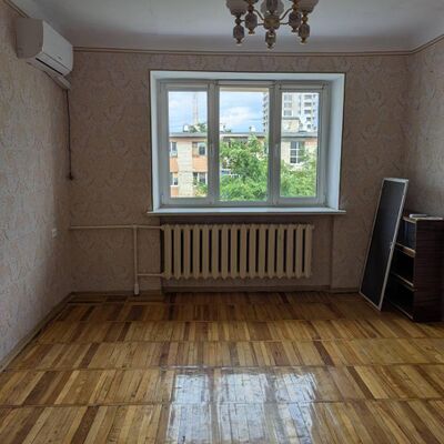 Продажа 	 Харків,  Ньютона вул.   111