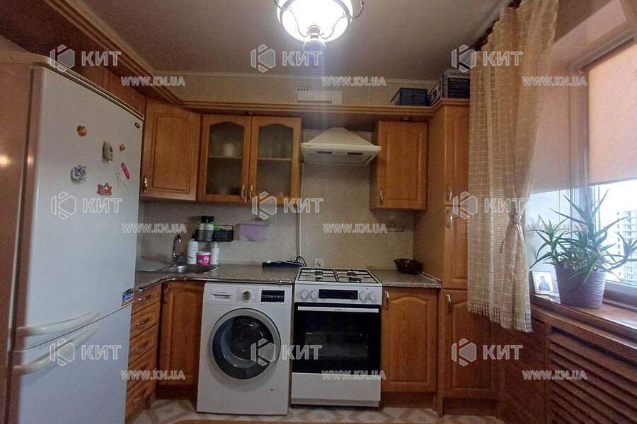 Продажа квартиры Харьков, Спортивная, Гагарина, Защитников, 65м²