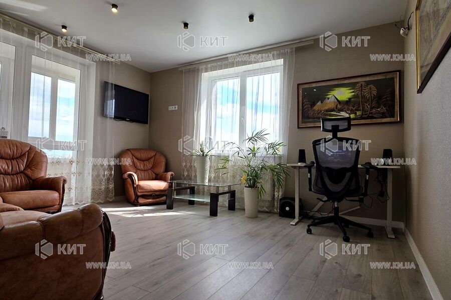 Продажа квартиры Харьков, Спортивная, Гагарина, Защитников, 70м²