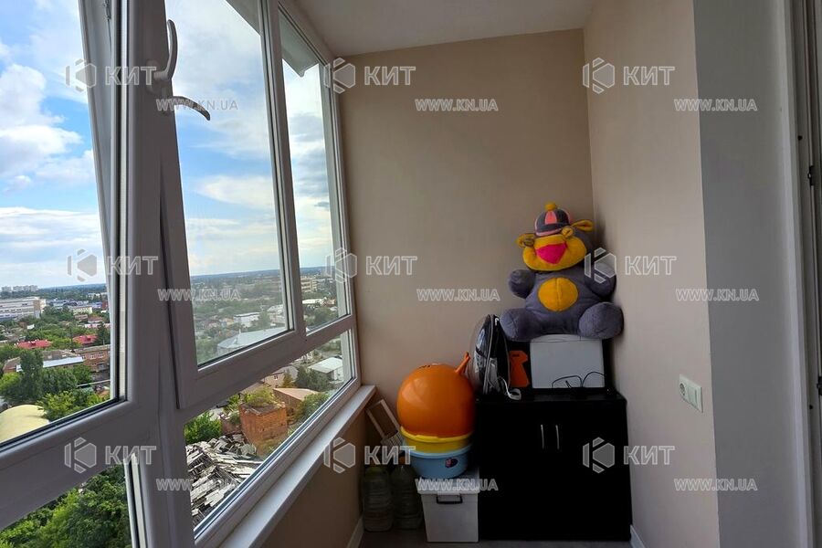 Продажа квартиры Харьков, Спортивная, Гагарина, Защитников, 70м²