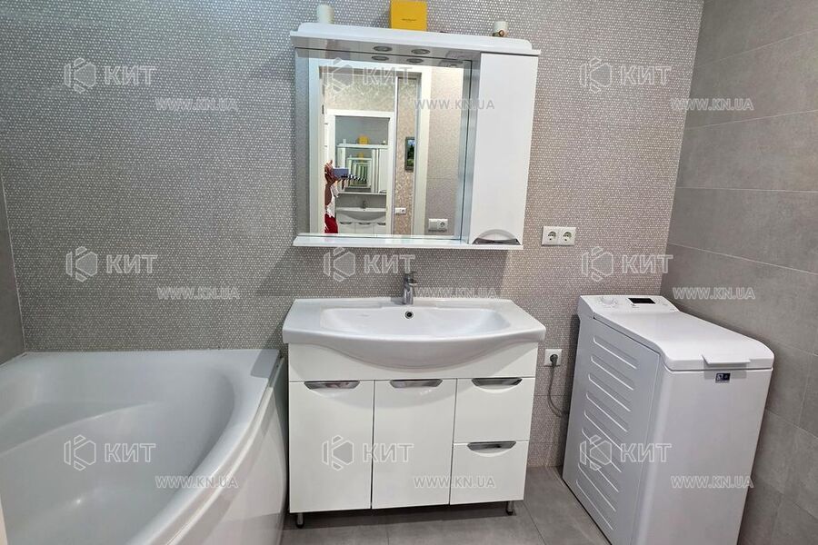 Продажа квартиры Харьков, Спортивная, Гагарина, Защитников, 70м²