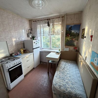 Продажа 	 Харьков,  Ньютона ул.   121Б