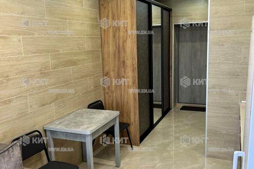 Продажа квартиры Харьков, Салтовка(Бараб.,Украина), 20м²
