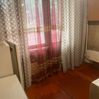 Продажа 	 Харків,  Северина Потоцького (Сімнадцятого Партз'їзду) вул.   30А