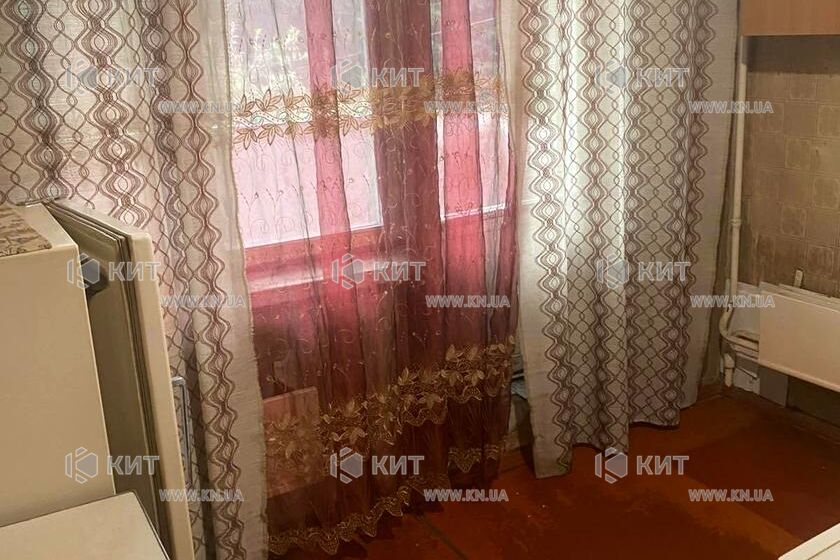 Продаж квартири Харків, ХТЗ, Рогань, 37м²