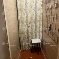 Продаж квартири Харків, ХТЗ, Рогань, 37м²