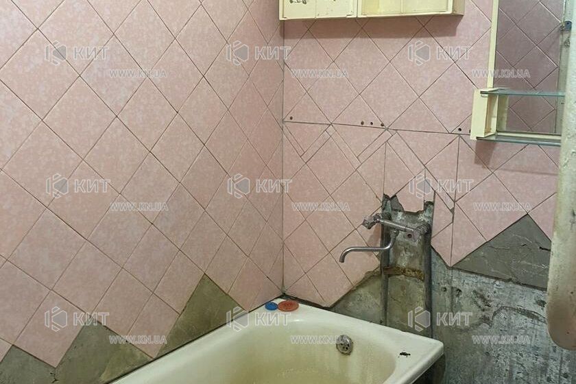Продаж квартири Харків, ХТЗ, Рогань, 37м²