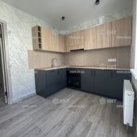 Продаж квартири Харків, ХТЗ, Рогань, 35.9м²