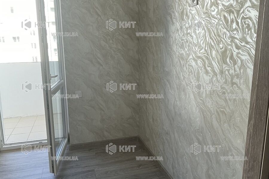 Продаж квартири Харків, ХТЗ, Рогань, 35.9м²