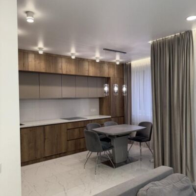 Продажа 	 Харьков, Пролicок Героев Харькова (Московский) пр.   160