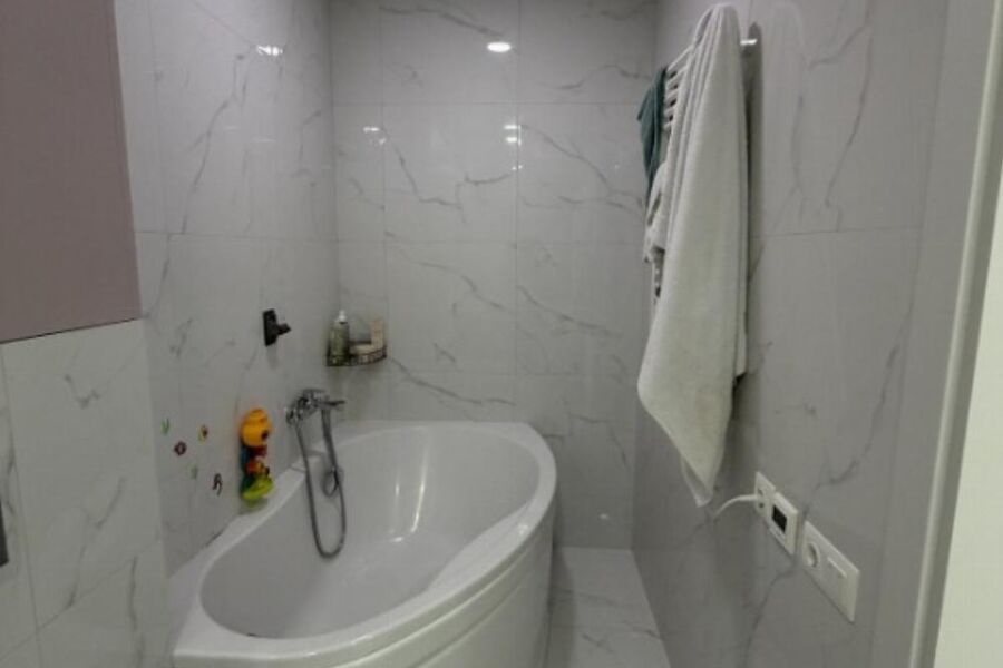 Продажа квартиры Харьков, Новые дома, 97м²