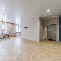 Продаж квартири Харків, ХТЗ, Рогань, 79м²