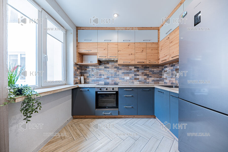 Продаж квартири Харків, ХТЗ, Рогань, 79м²