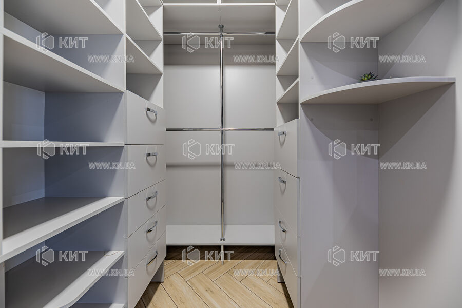 Продаж квартири Харків, ХТЗ, Рогань, 79м²